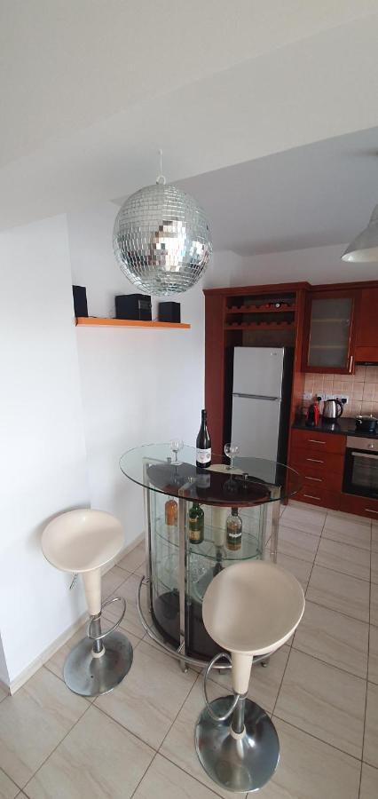 Vasilas Holiday Apartment #2 Larnaca Esterno foto