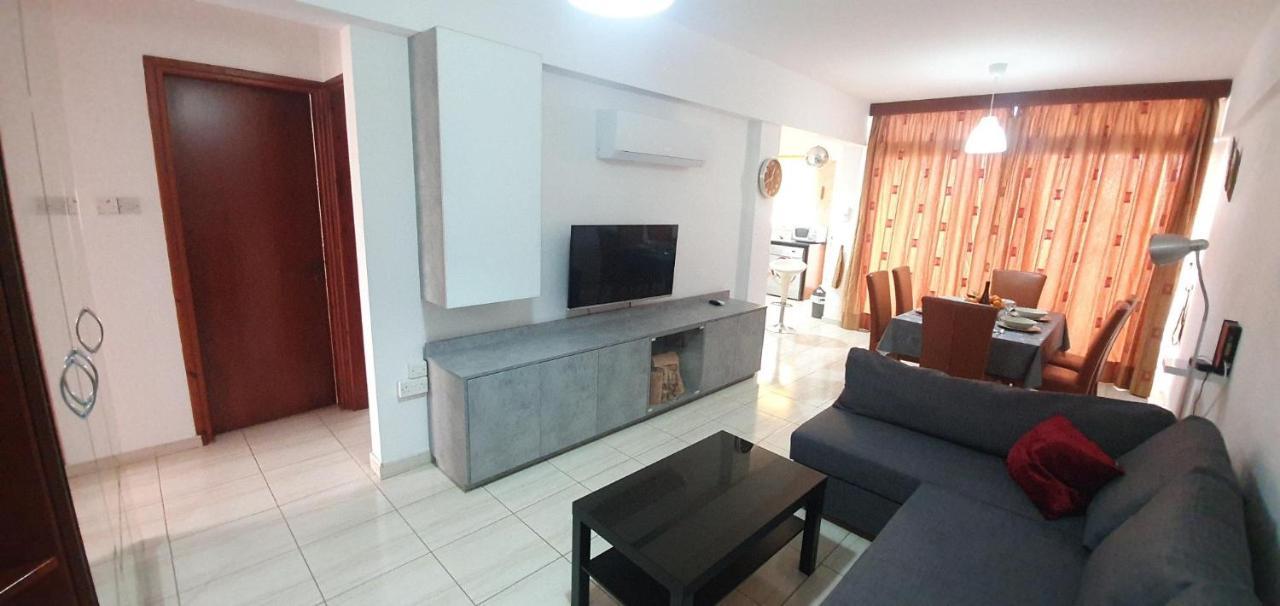 Vasilas Holiday Apartment #2 Larnaca Esterno foto
