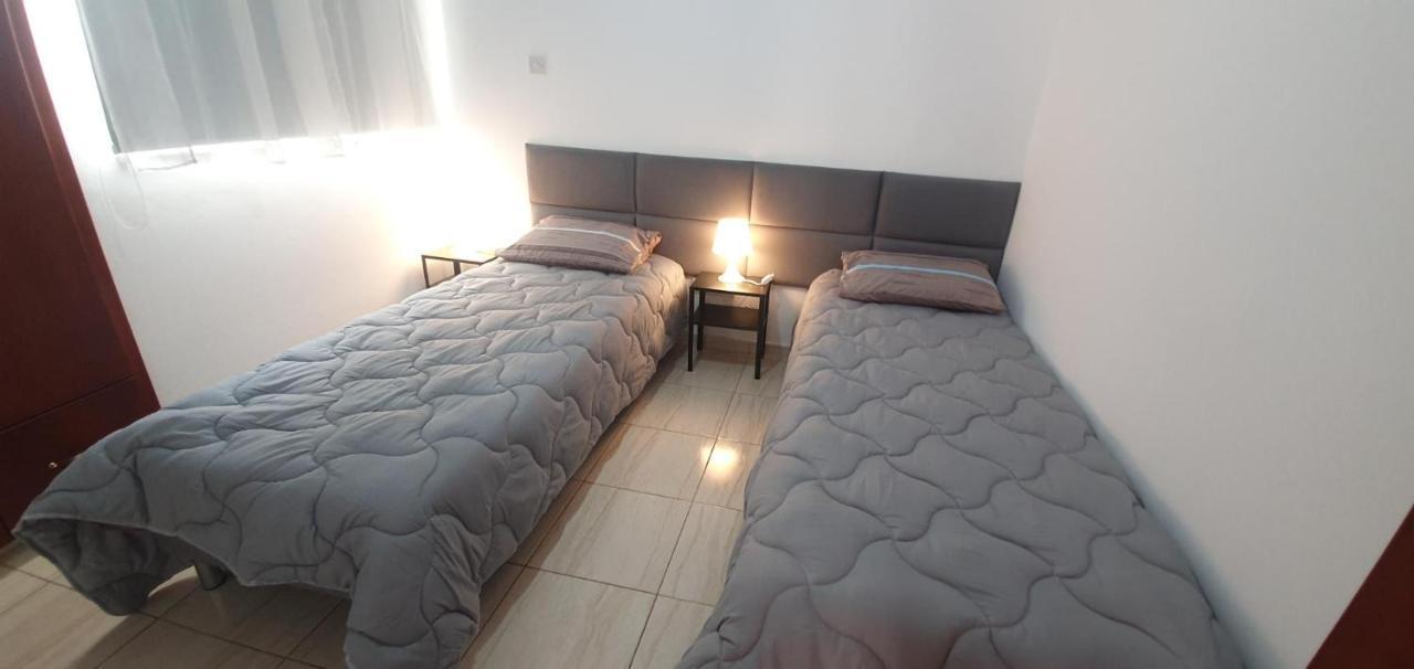 Vasilas Holiday Apartment #2 Larnaca Esterno foto